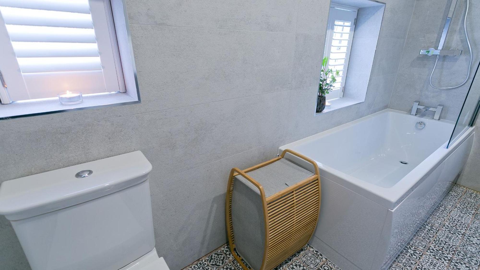 Beau Townhouse Villa โบมาริส ภายนอก รูปภาพ