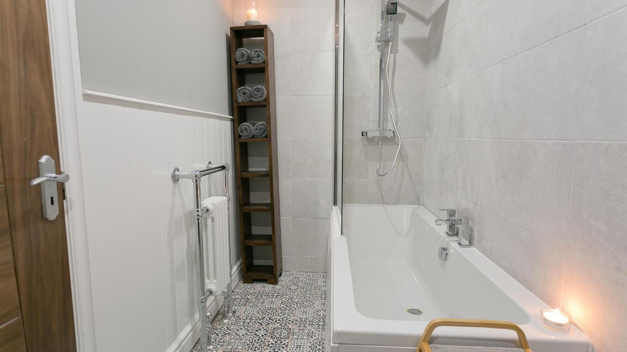 Beau Townhouse Villa โบมาริส ภายนอก รูปภาพ
